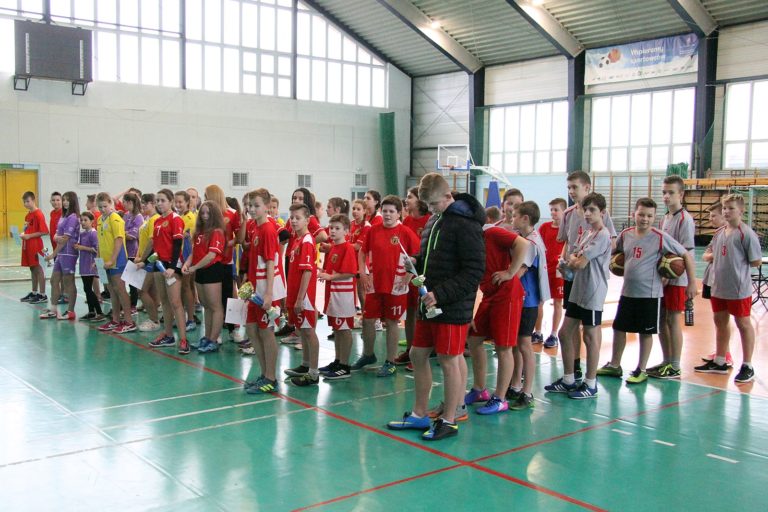 ZS nr 1 podwójnym mistrzem gminy w koszykówkę [WYNIKI, ZDJĘCIA]