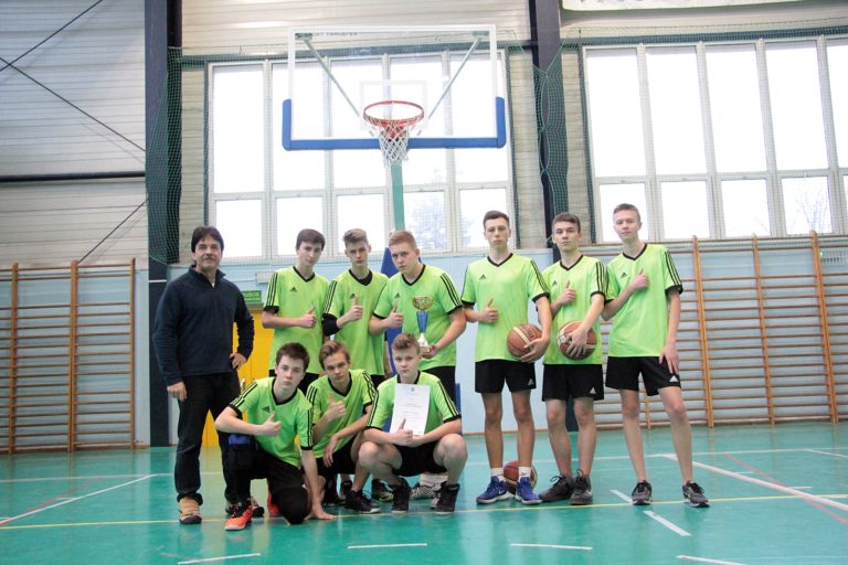 PG 1 i PG 2 najlepsi w koszykówkę w powiecie nowodworskim