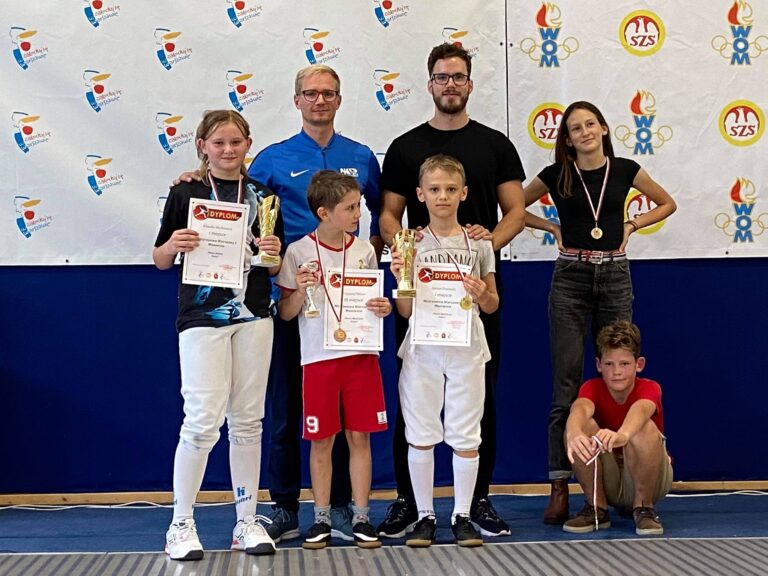 Sukcesy młodych szermierzy na Mistrzostwa Warszawy i Mazowsza