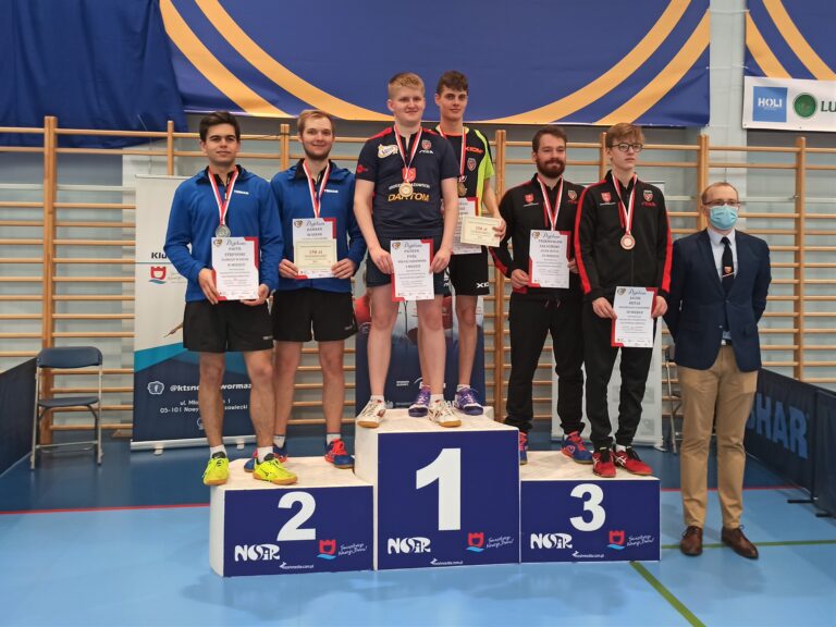 Srebrny medal Mistrzostw Województwa w grze podwójnej dla zawodników KTS-u!